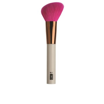 BERRY BLUSH blush brush 1 u