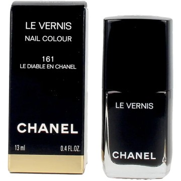 LE VERNIS